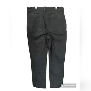 EVERLANE mid rise washed black skinny cropped  jeans